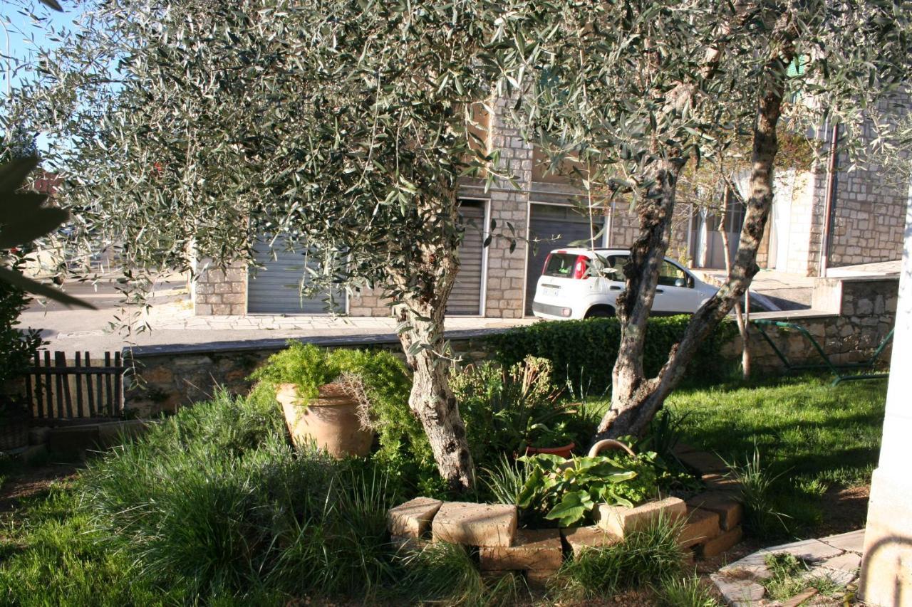 La Taverna Di Sophie Serre Di Rapolano Exterior photo
